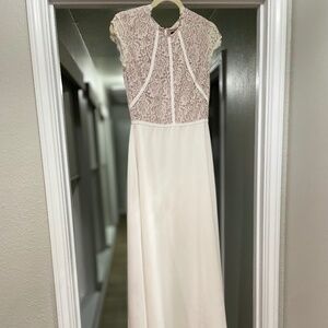 NhaKhanh Muted White Lace Bodice Flutter Sleeve Bridal Gown SIZE 6 Made in USA